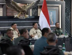 Presiden RI, Menhan RI dan Panglima TNI Rapat Evaluasi Percepatan Pembangunan KDKMP