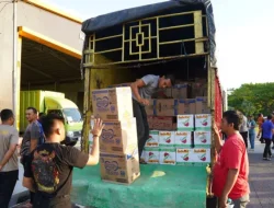 Polda Riau Kirim 6 Truk Bantuan, 290 Personel & 36 Psikolog ke Aceh–Sumut–Sumbar Solidaritas Tanpa Batas: Bantuan Logistik Besar + Trauma Healing + SAR K-9 & Drone