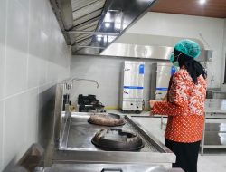 Sehari di Dapur SPPG Demulih Yang Higienis dan Disiplin