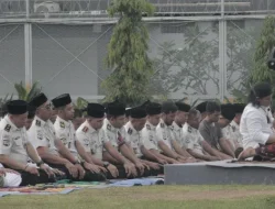 Hangatnya Idul Fitri di Lapas Cilegon: Kalapas dan Warga Binaan Bersatu dalam Sujud dan Harapan