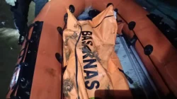 Polsek Kembang Janggut Evakuasi Jasad Warga yang Tenggelam di Sungai Belayan