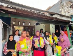 Aksi Sosial Hari Kartini, Listrikklik.com Ringankan Beban Warga Sukaresmi