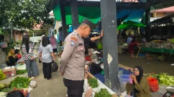 Cegah Kriminalitas, Polsek Loa Kulu Intensifkan Patroli Dialogis Sasar Titik Keramaian