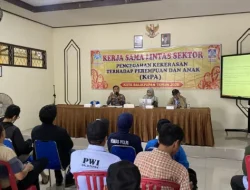 Sinergi Lintas Sektor, Bidhumas Polda Kaltim Jadi Narasumber Pencegahan Kekerasan Perempuan dan Anak