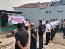 Jaga Jakarta+ Gerakan Indonesia Asri, Polisi dan Warga Neglasari Hijaukan Lingkungan