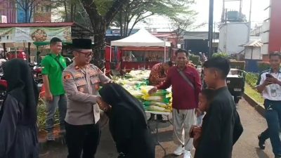 Jaga Jakarta On The Spot Hadir di Pinang, Polisi Serap Aspirasi Warga Sekaligus Bagikan Sembako