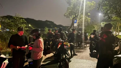 Brimob Polda Metro Jaya Bubarkan Tawuran di Jaktim, Lima Pemuda dan Satu Senjata Tajam Diamankan