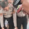 Polisi Borong Tahu Pedagang, Dibagikan ke Warga di Tengah Pengamanan DPR